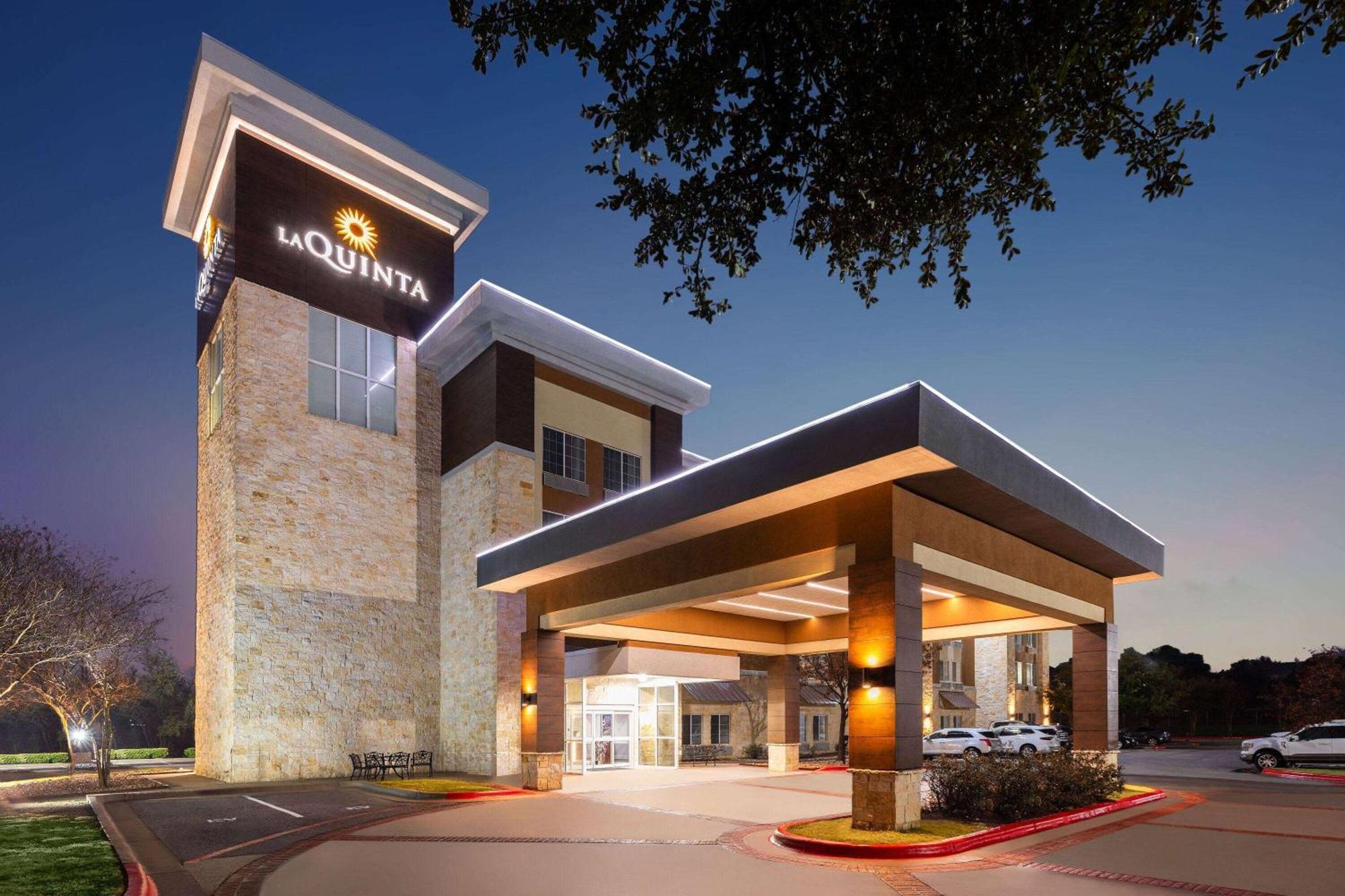 La Quinta By Wyndham Austin - Cedar Park Hotel Exterior photo